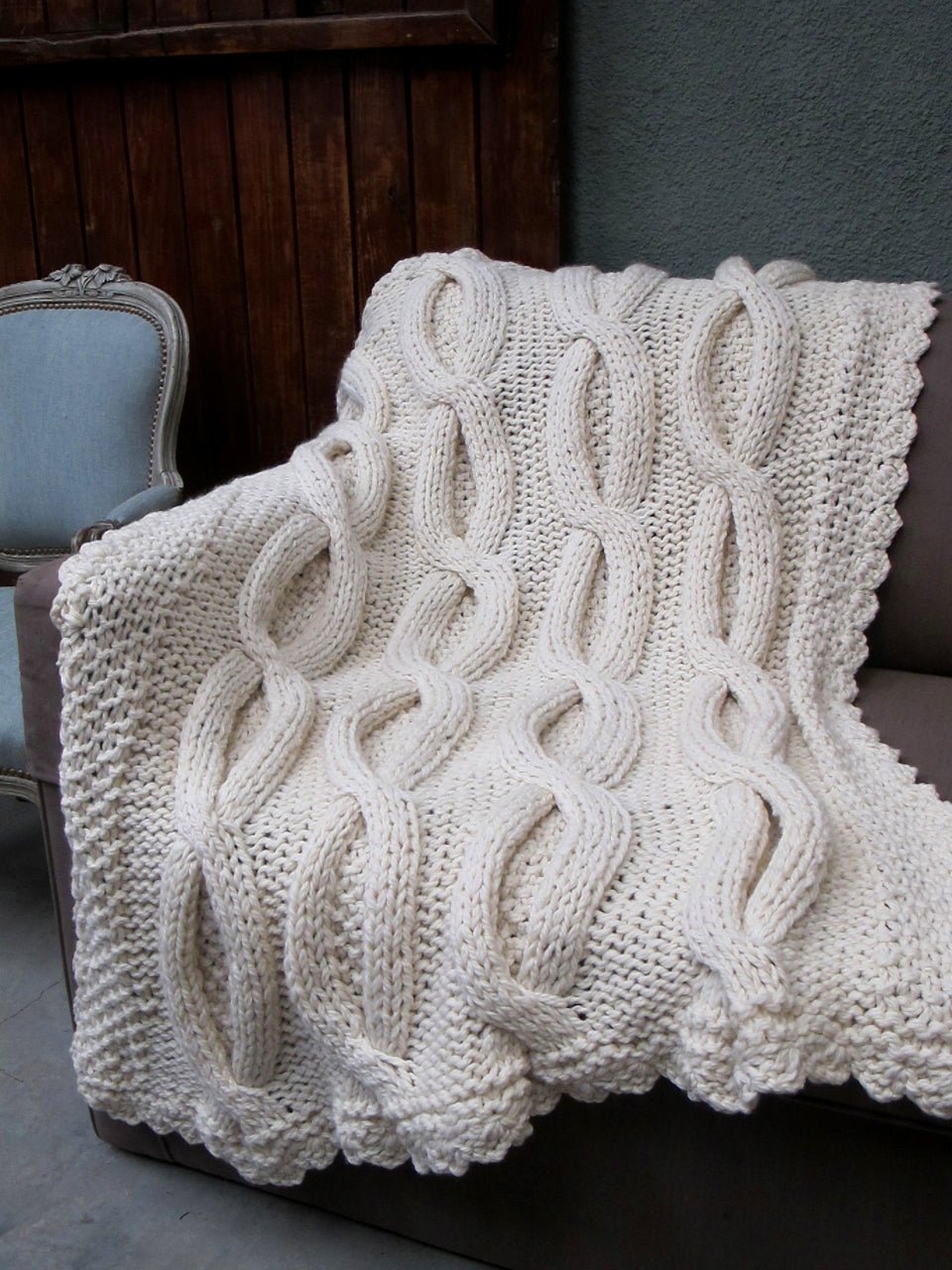 Shabby Chic Cable Knit Throw